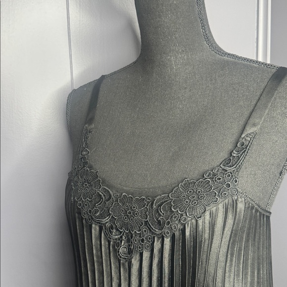 Victoria’s Secret pleated black babydoll - Picture 2 of 5